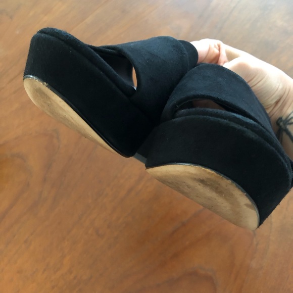 Summit by White Mountain Crisscross Suede Heels - Picture 10 of 10